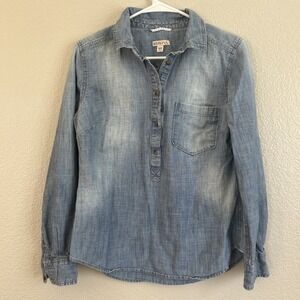 Merona women's medium denim shirt button up blue